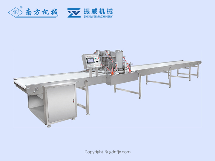 4脫盤注心機.jpg